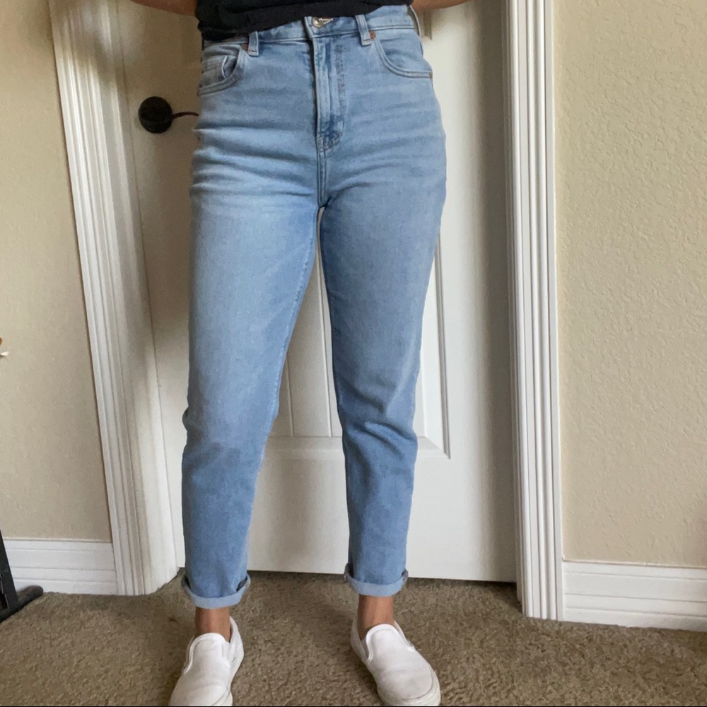 American Eagle Mom Jeans 💙